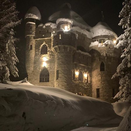 Schweitzer Castle Villa Sandpoint Exterior photo