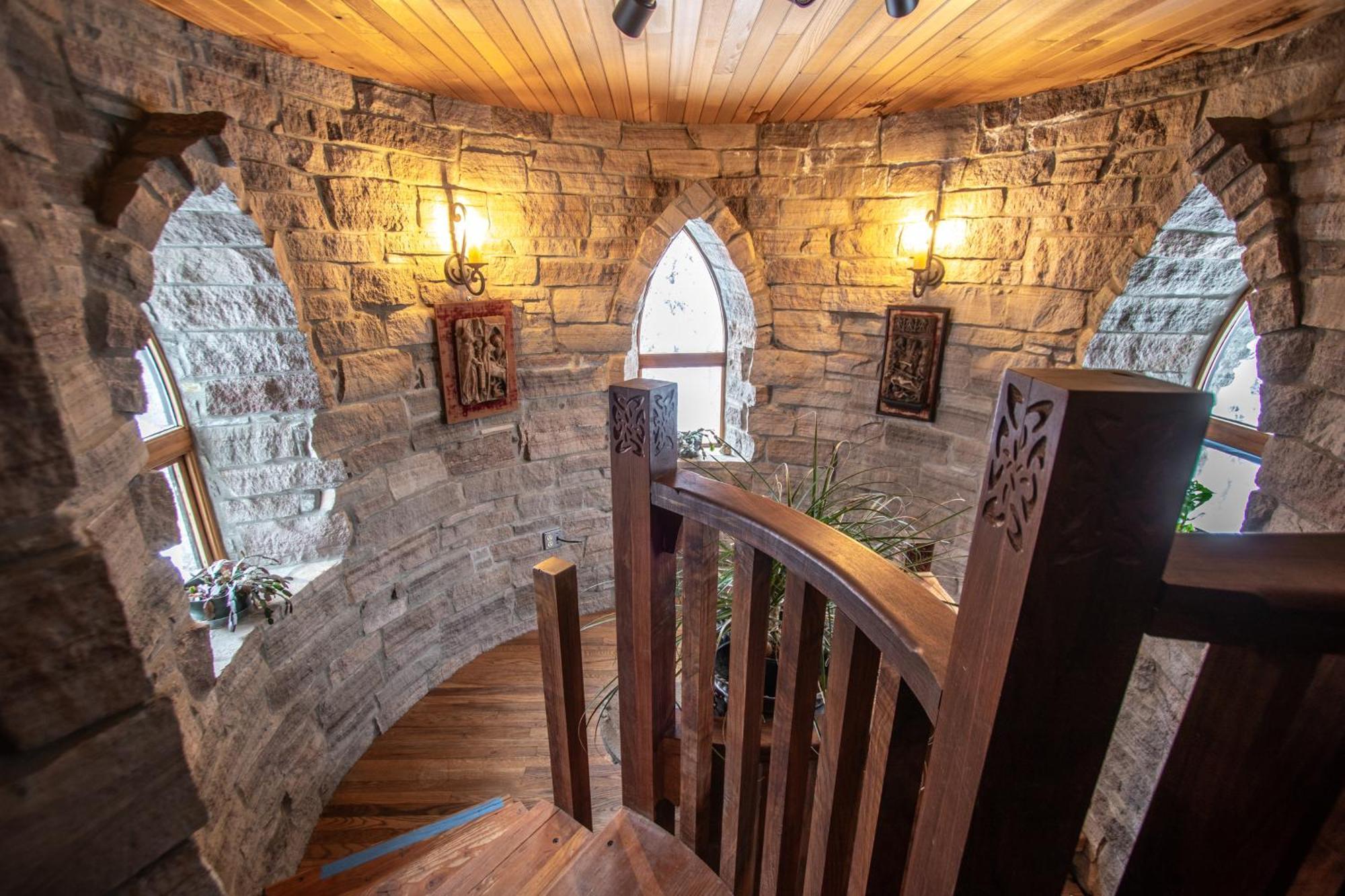 Schweitzer Castle Villa Sandpoint Exterior photo